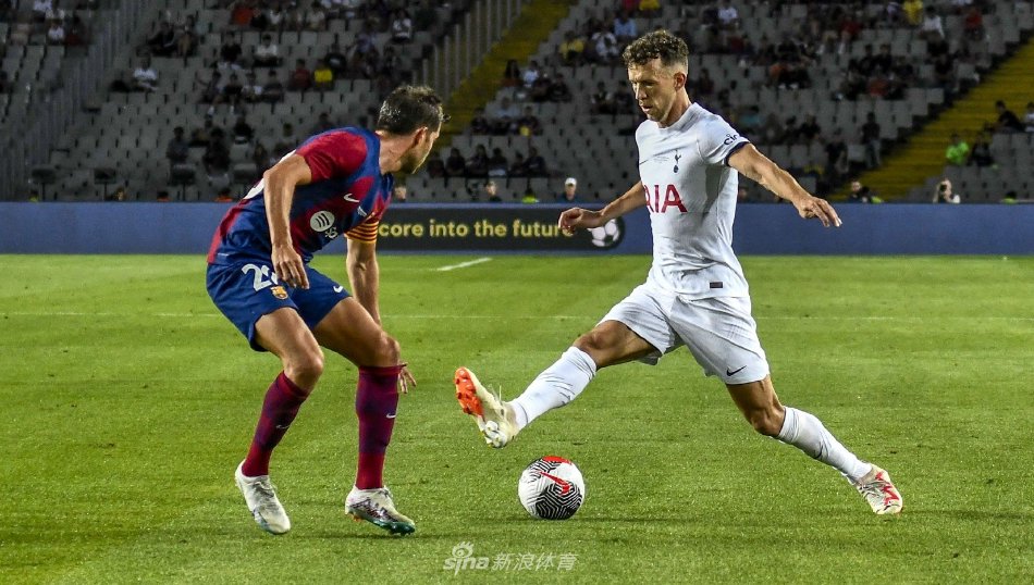 地的年轻精 地的年轻精