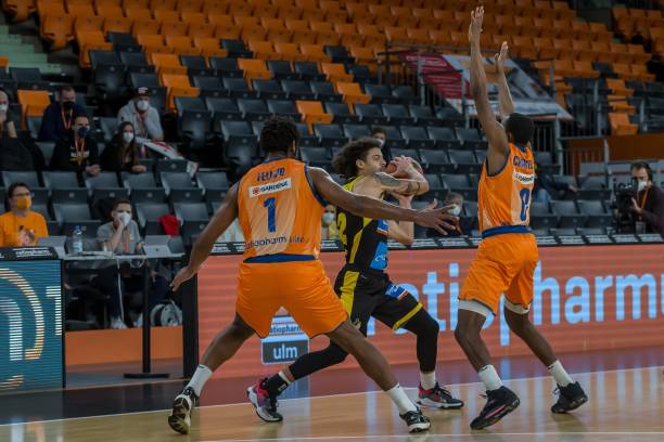 年轻选手需 年轻选手需