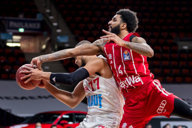 随着赛季进 随着赛季进